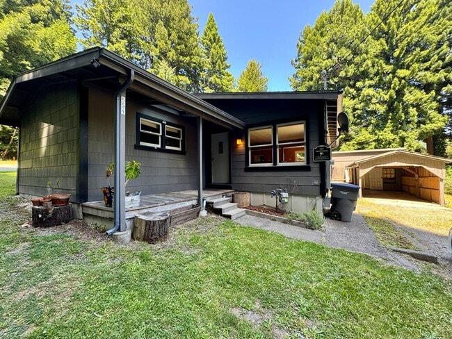 Building Photo - Arcata Home Tier 1