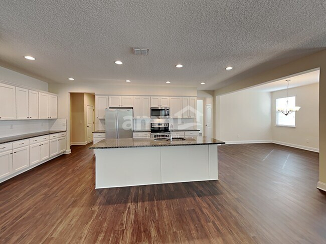 Photo - 705 Merriwood Ln