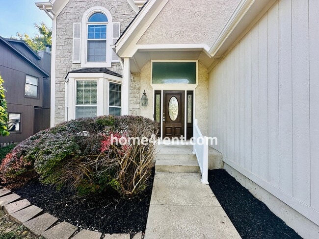 Photo - Beautifully Renovated Home in Olathe with a Finished Basement!