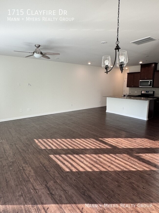 1715 Clayfire Dr.