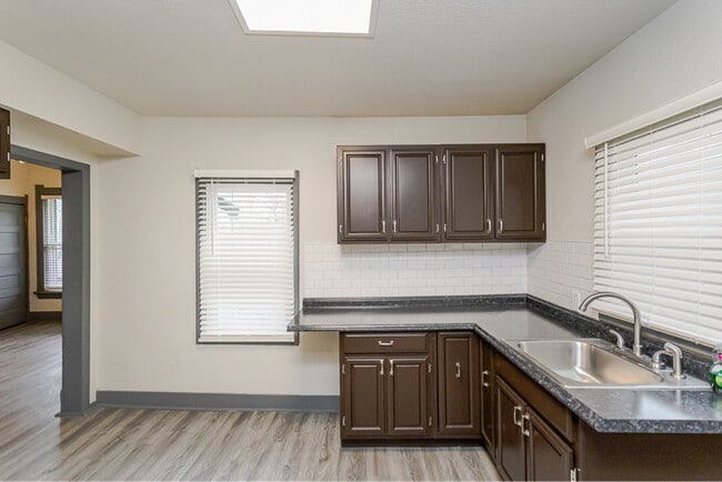 Photo - 423 Langdon St Unidad 1/2