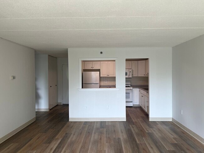 Photo - 1 Pond St Unit 8K