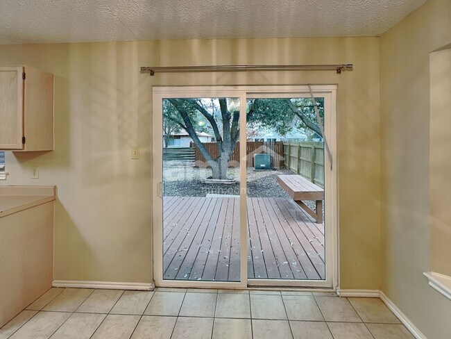 Photo - 6322 Regency Ct