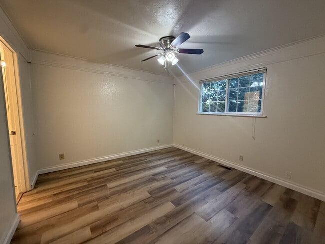 Photo - 3959 Pam St