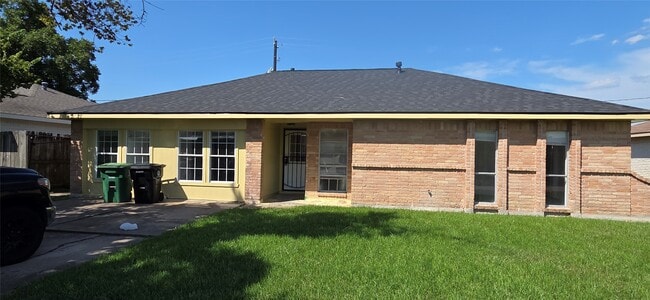 Building Photo - 12623 Chiswick Rd