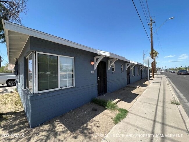 Photo - 1040 N 16th St