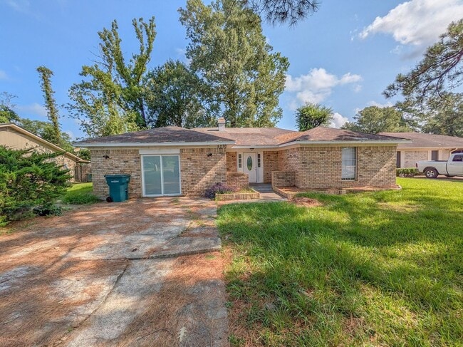 Building Photo - 5270 Wildwood Dr Rental