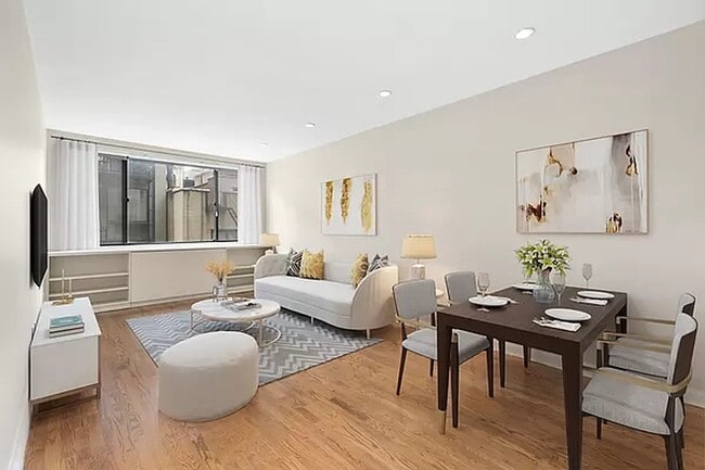 44 E 12th St Unit 20D