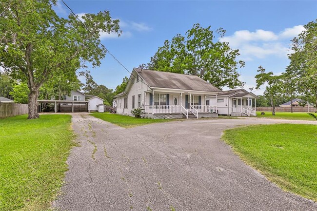 Photo - 2835 Massey Tompkins Rd House