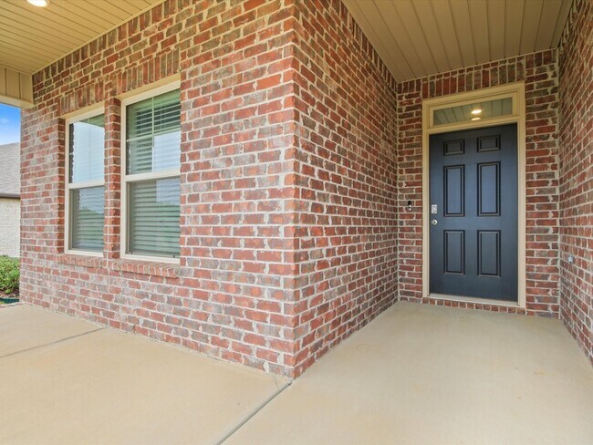 Photo - 227 Poplar Hollow Dr