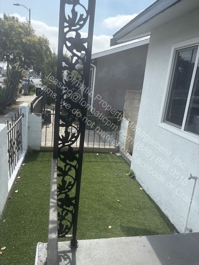 Photo - 118-120 E Century Blvd Unidad 120