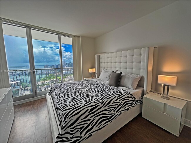 Photo - 1750 N Bayshore Dr Condo Unit 5306