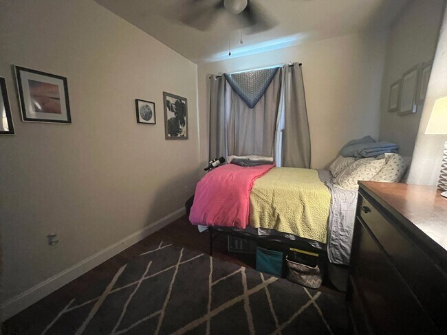 Photo - 404 4th St Unit apt A