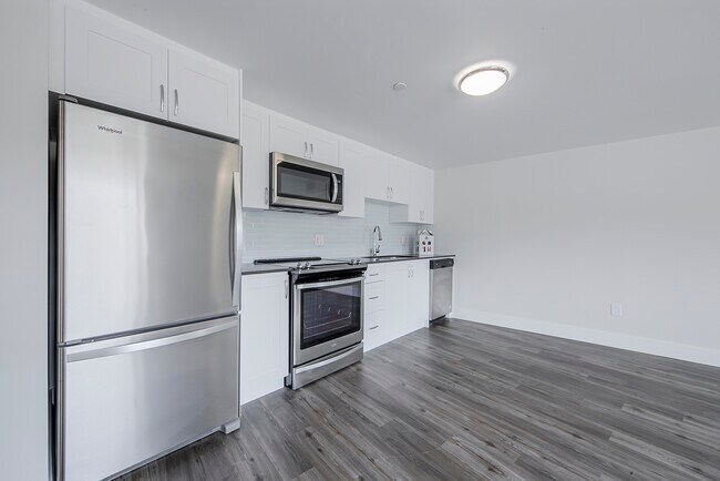 Photo - The Highlander