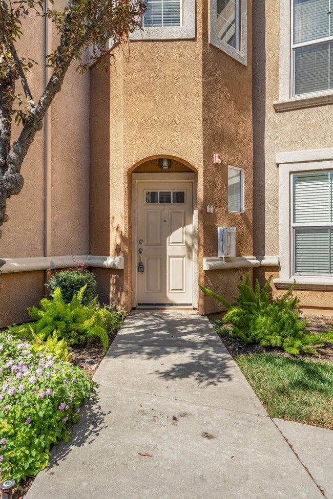 Photo - 1316 Milano Dr Apartment Unit #4