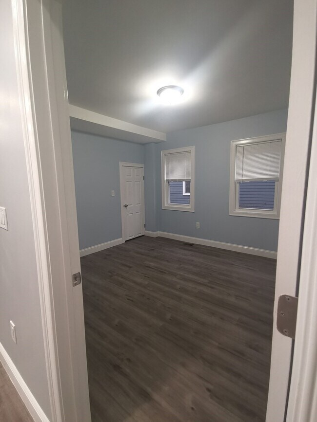 Photo - 346 Cherry St