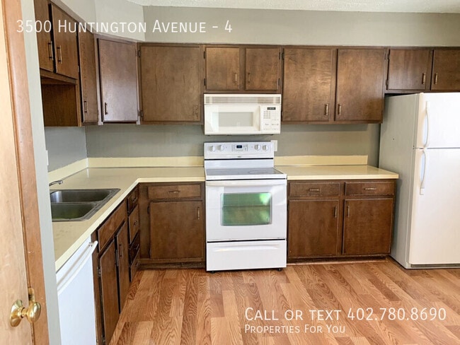 Photo - 3500 Huntington Ave Unit 4