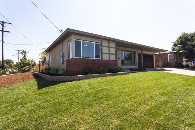 Photo - 6467 Richard St