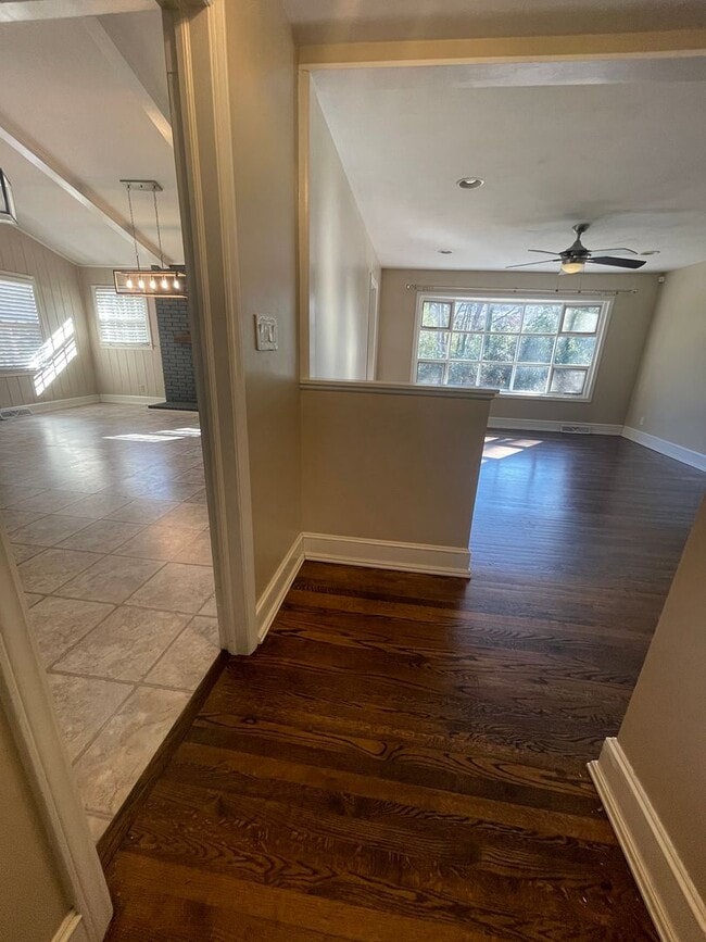 Photo - 3 BR Brick Ranch with Fenced Yard in Starm...