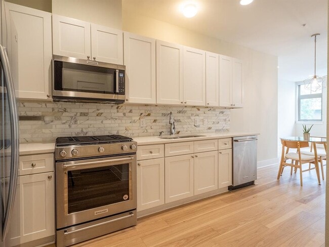 Photo - 908 Nueces St Unit 11