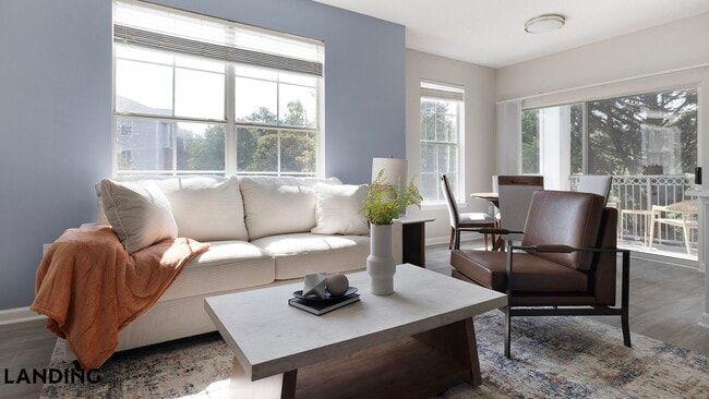 Building Photo - 100 Peyton Pl SW