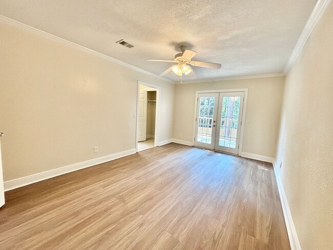 Photo - Charming 3-Bedroom Duplex
