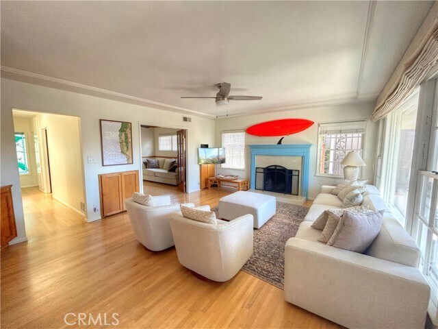 Photo - 123 W Avenida Valencia