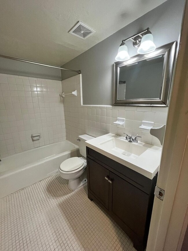 Photo - Huntingdon Apartments