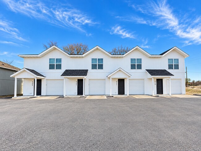 434 Blue Spgs St