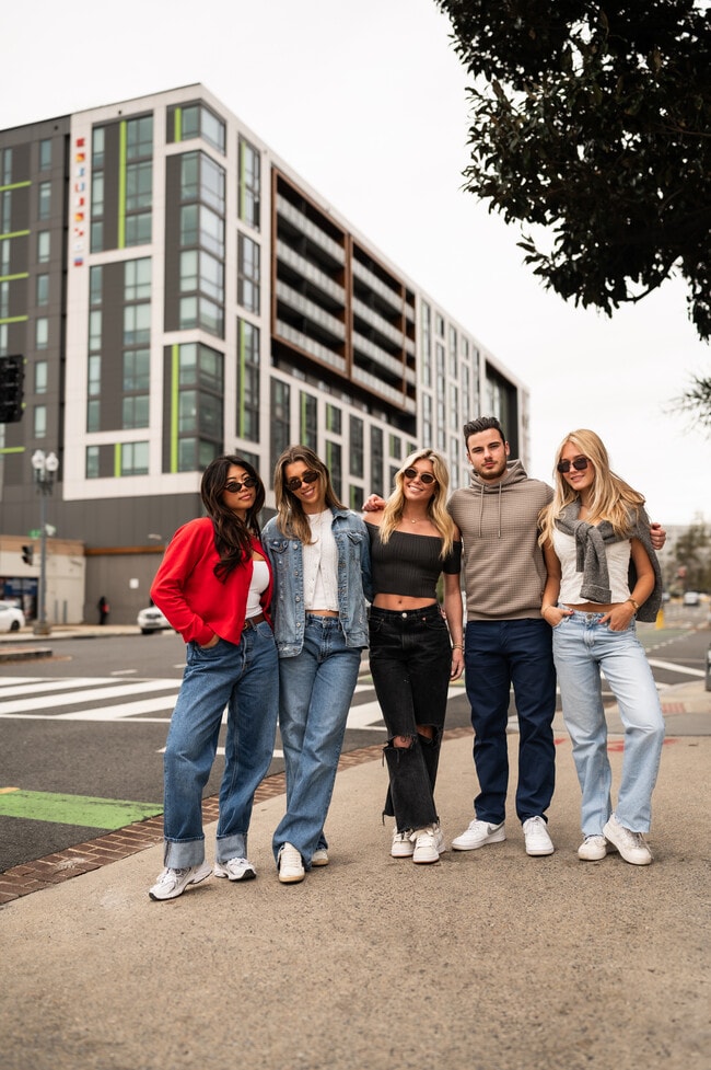Can You See Yourself at The George? - The George Rental