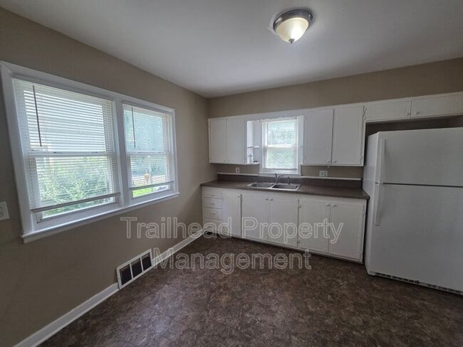 Photo - 1223 N Cottage Ave