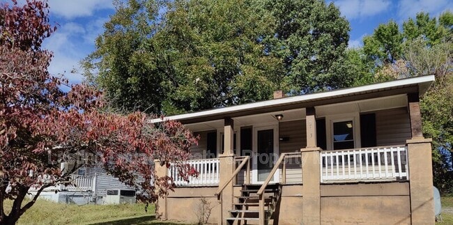 Photo - 2713 Old Greensboro Rd