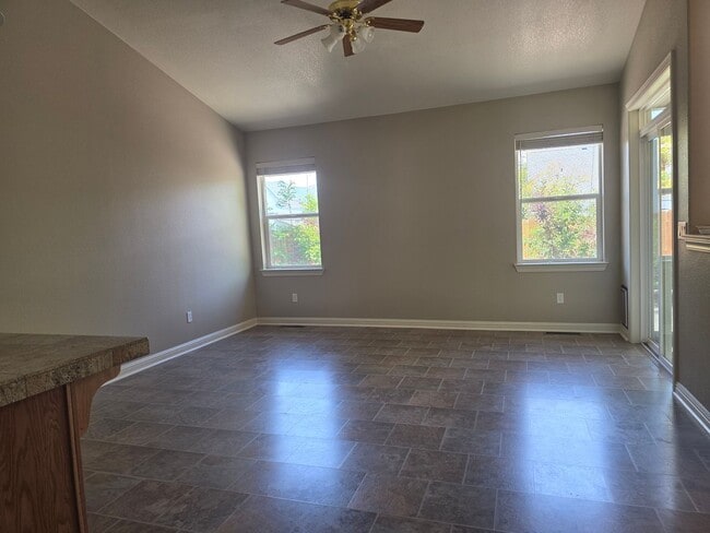 Photo - 1458 Cardiff Ct