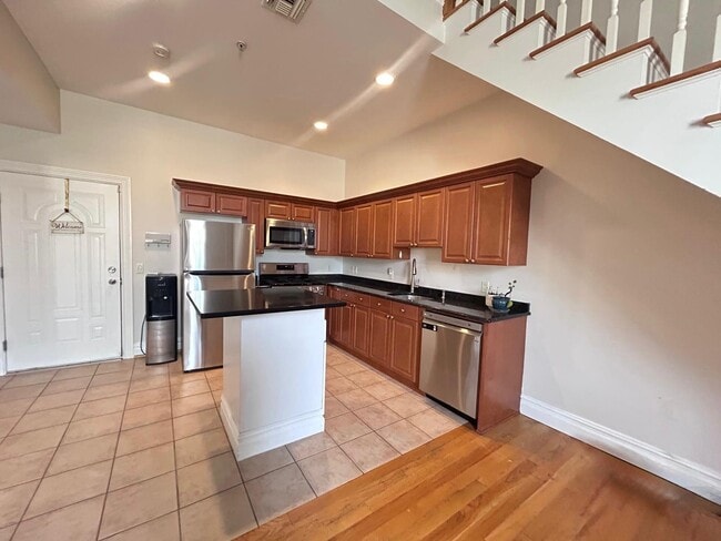 Photo - 1 John St Unit 1 John St Apt 15