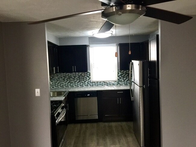 Building Photo - 116 Kearsarge St Unit #2 Rental