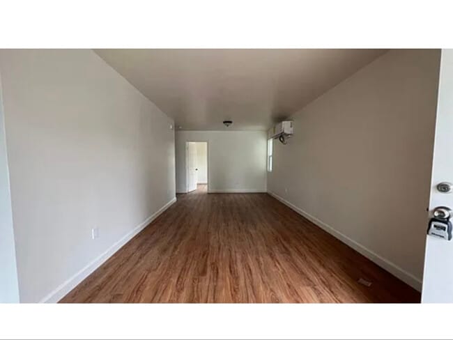 Photo - 6827 San Luis St