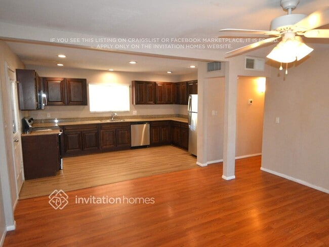 Photo - 1001 E Ruth Ave