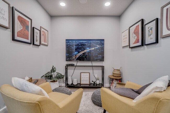 Photo - 11147 96 Street-SI ID1564651P Unit SI ID1564651P