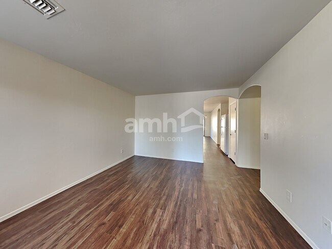 Photo - 6939 S Creek Run Ave