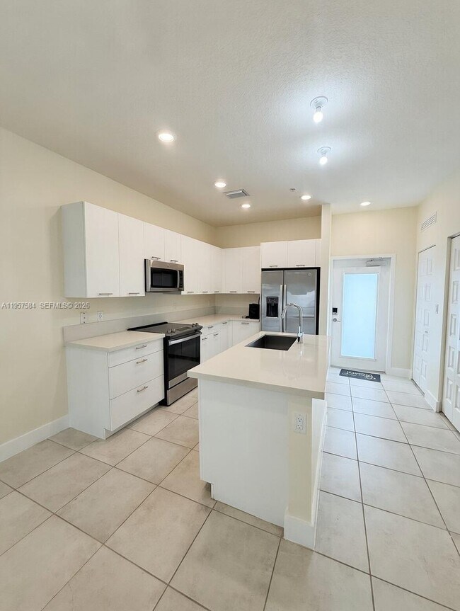 Photo - 8301 NW 41st St Unidad B-107