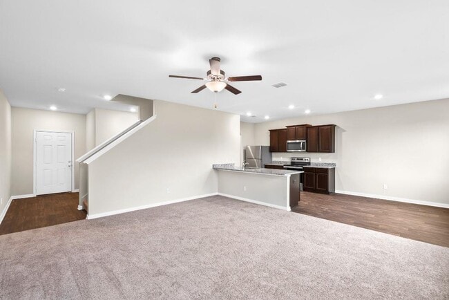 719 Wonderland Trail