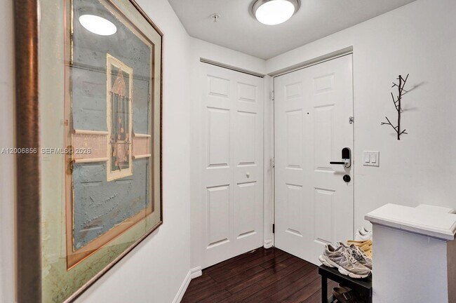 Photo - 2220 Tuscany Way Unit 2220