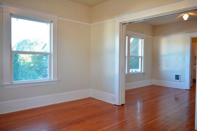 Photo - 3956 N Albina Ave