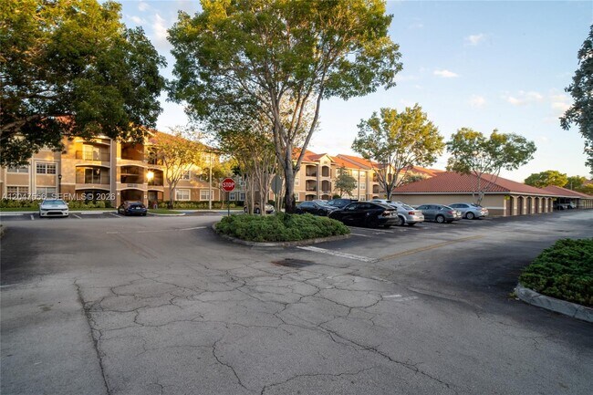Photo - 215 SW 117th Terrace Unit 14306