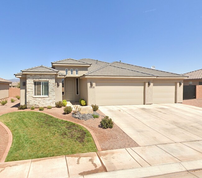 Building Photo - Beautiful 4 bedroom home in Washington Fields!