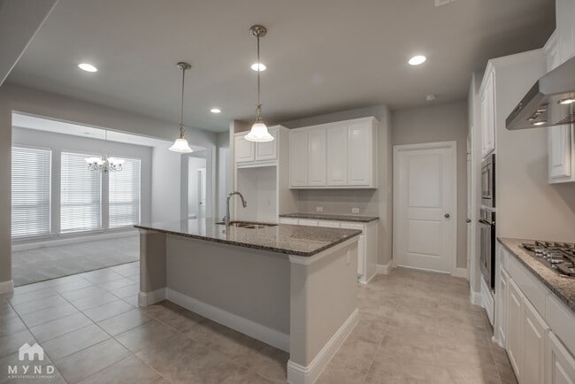 Photo - 133 Knight of Realm Blvd
