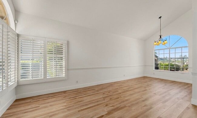 Photo - 26631 Brandon