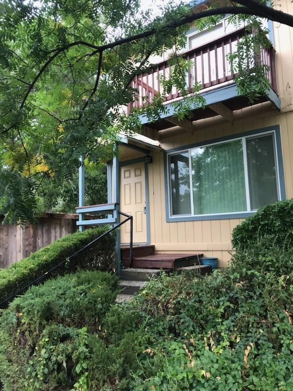 173 Lincoln Way Townhome Townhome Rental in Auburn CA