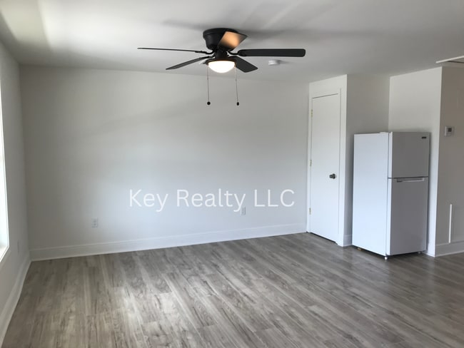 Photo - 8197 U. S. Hwy 71