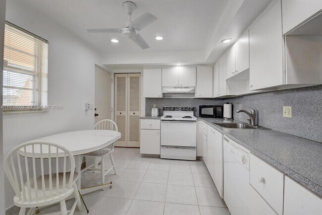 Photo - 6300 NW 2nd Ave Unit 403